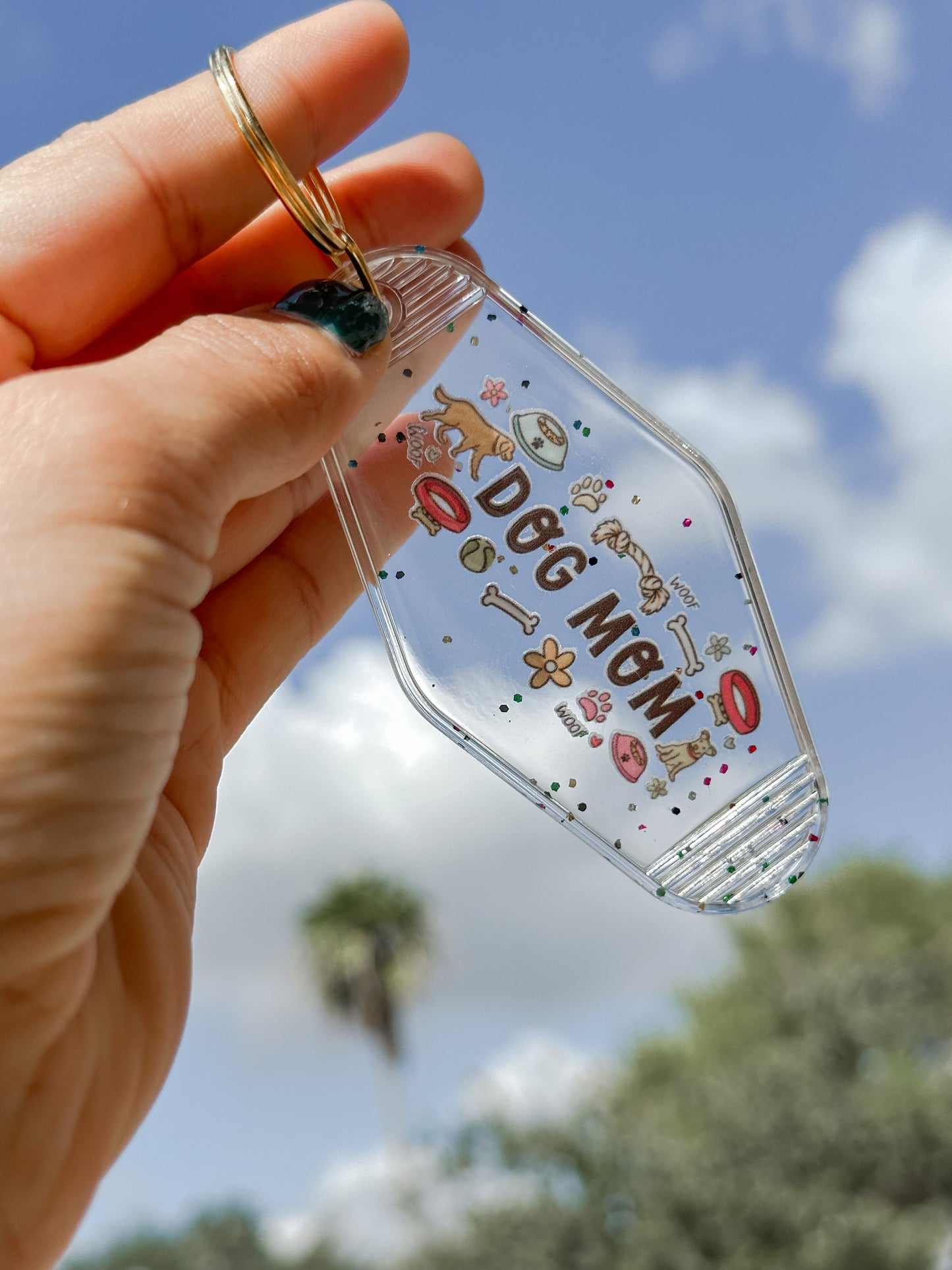 Dog Mom Retro Motel Keychain